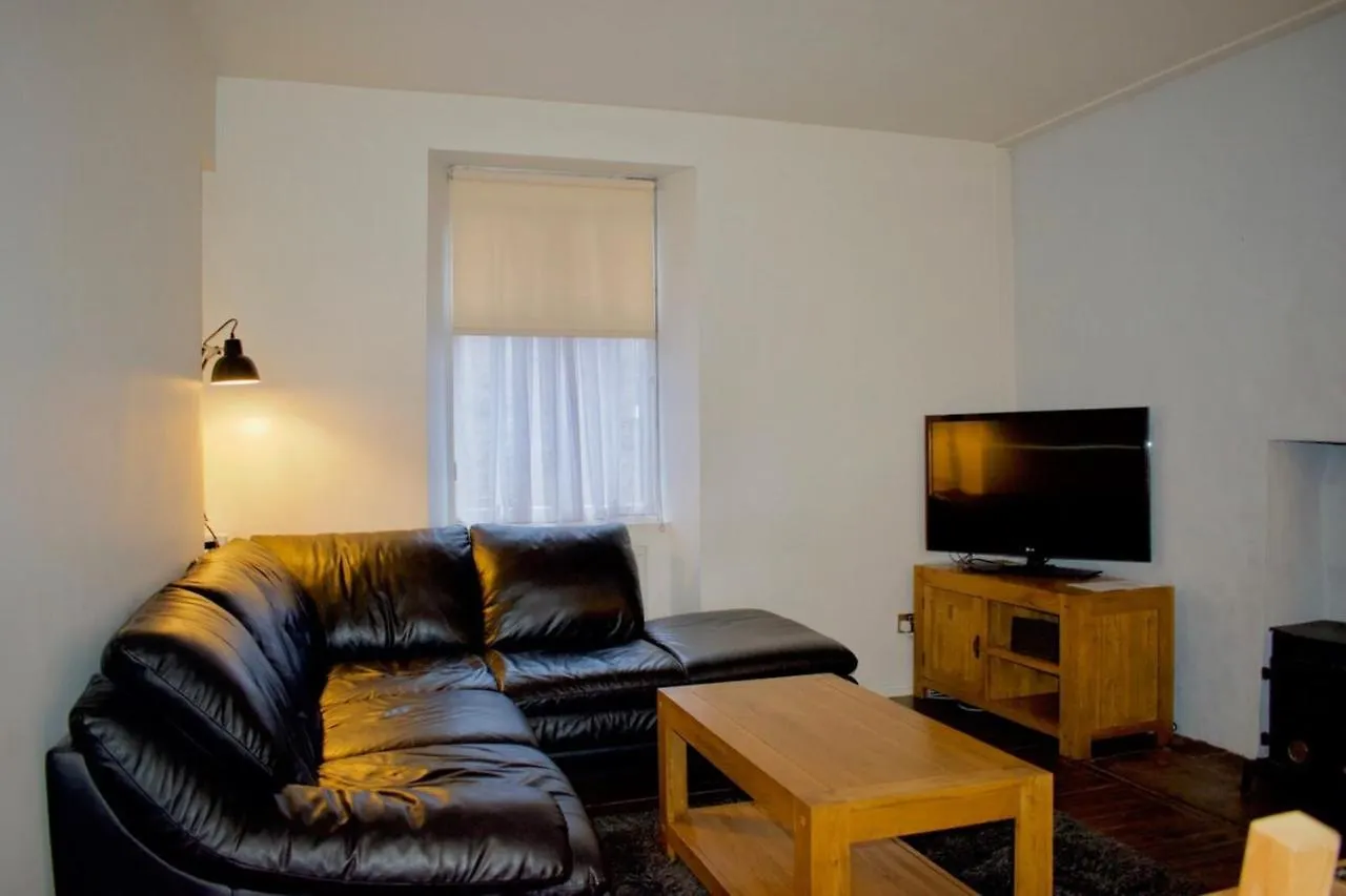 Central Apartment For The Fringe Edinburgh 0*,